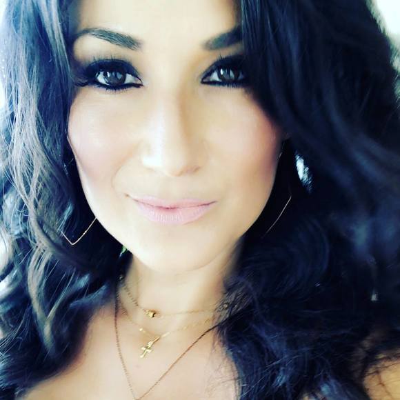 Meet your Posher, Isa - Picture 1 of 1